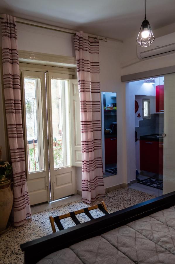 San Giacomo Apartment Кальтаджироне Экстерьер фото